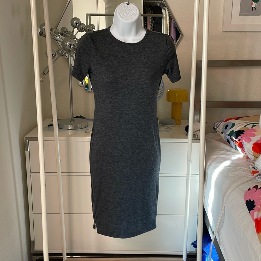 Glamorous Petite gray round neck gray midi dress with zipper details size 4